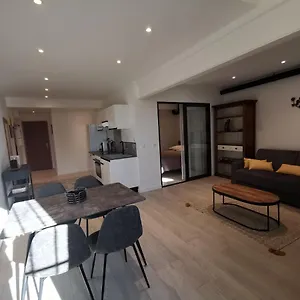 Appartement 2 Pièces Vieux-nice S, Nice