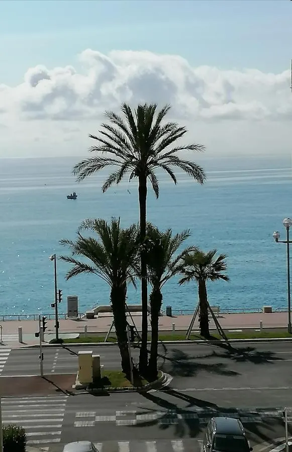 Apartment Terrasse Vue Mer Plage A 50 M Parking Nice
